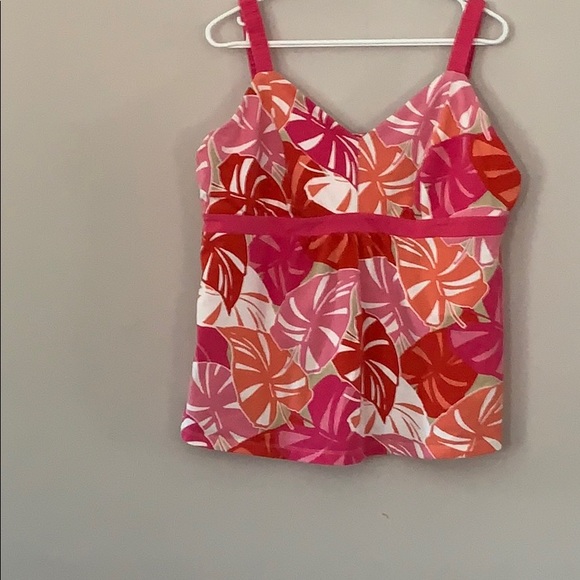 Cleaning out closet - Picture 1 of 2